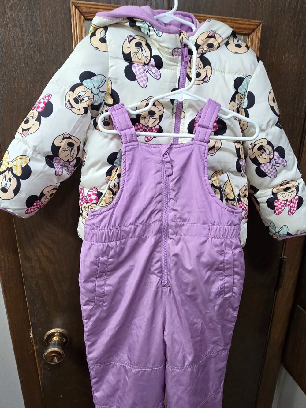 Jumping Beans Disney Minnie Mouse Snowsuit Set 4T Puffer Jacket & Snow Bibs GUC